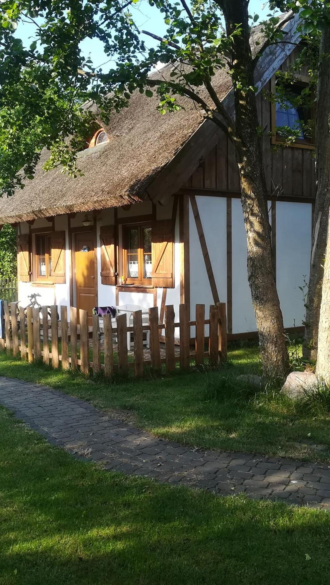Zagroda Pod Gontem Kopalino Exterior photo